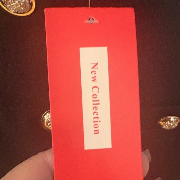 NWT Elegant Black Sleeveless Vest - Picture 6 of 9